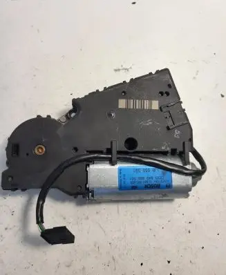 Volkswagen Golf IV Sunroof motor/actuator 1J6959591 0390200006 849696561