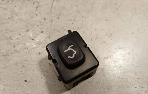 Jeep Grand Cherokee Tailgate opening switch 12861261 126111011932 04602751AA