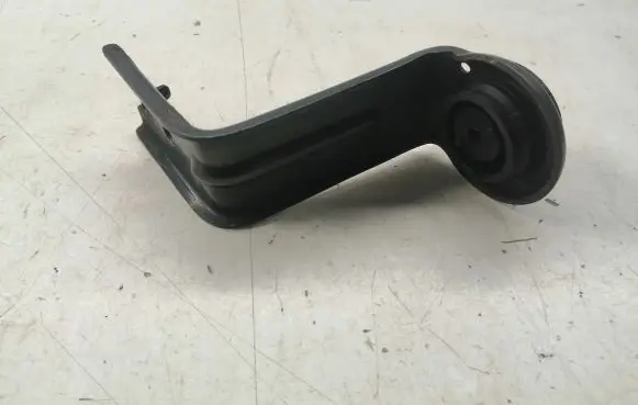 Toyota Avensis T270 Radiator mount bracket 165330R020 165230R010