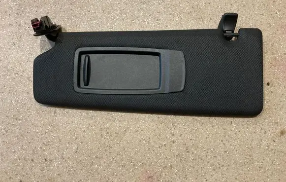 Sun visor