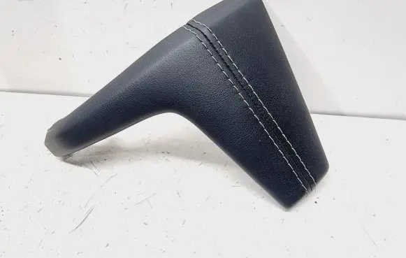 Dashboard side end trim