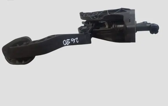 Volkswagen Polo V 6R Clutch pedal 6R1721059AA 6R072117B