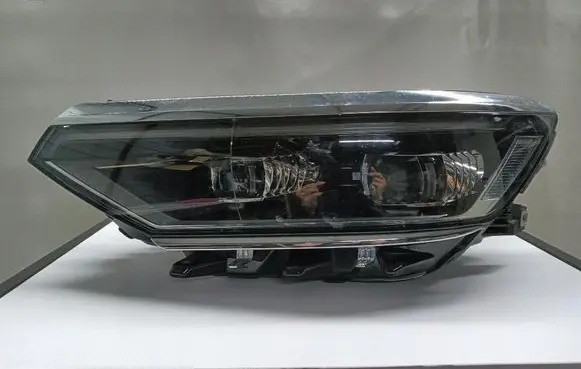 Volkswagen PASSAT B8 Headlight/headlamp 3G19419081