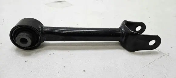Tesla Model 3 Rear control arm 104443100G