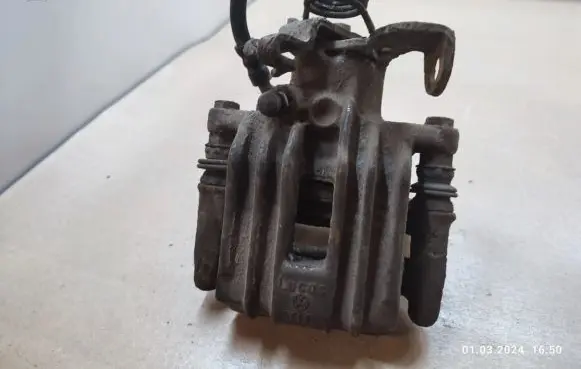 Audi A4 S4 B7 8E 8H Rear brake caliper
