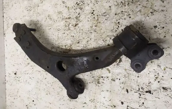 Volvo S40 Front lower control arm/wishbone