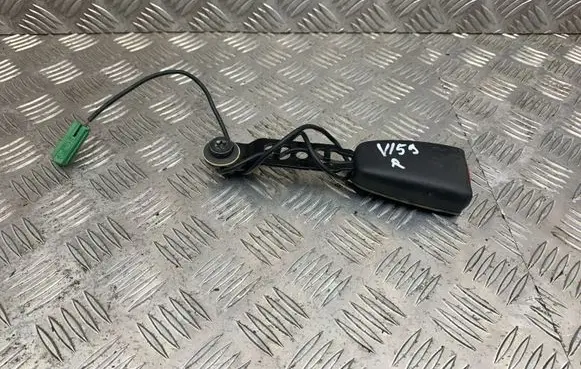 Volvo V70 Front seatbelt buckle 8841897