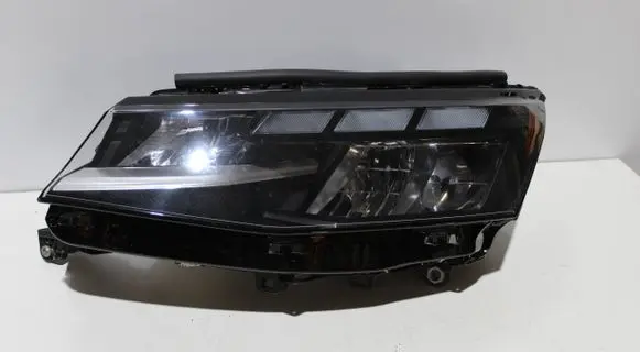Volkswagen Transporter - Caravelle T7 Headlight/headlamp 7T1941035A