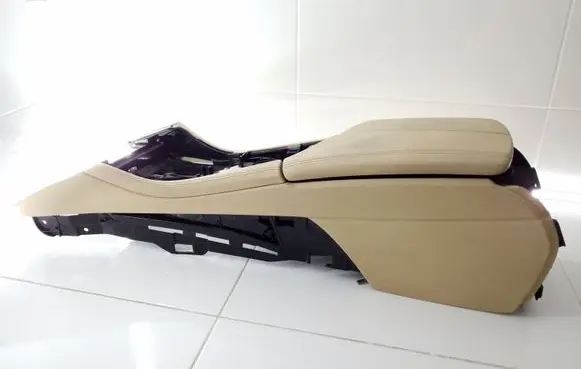 BMW 5 F10 F11 Center console 921689106