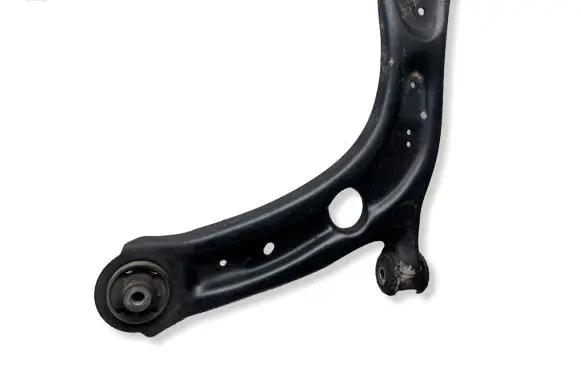 Volkswagen PASSAT B8 Front lower control arm/wishbone 3Q0407153B
