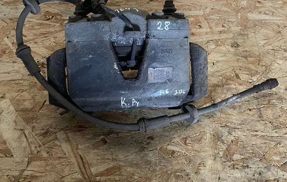 Front brake caliper