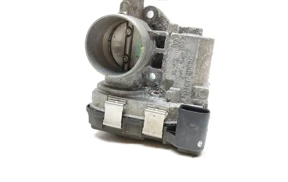 Audi Q2 - Throttle valve 04C133062C