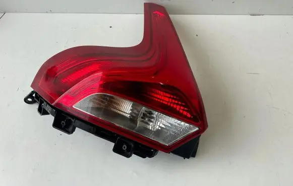 Volvo V40 Rear/tail lights 31395844