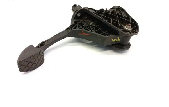 Volkswagen Golf V Clutch pedal 1K2721059CC