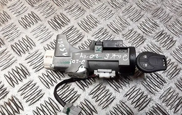 Nissan Juke I F15 Ignition lock 216697757