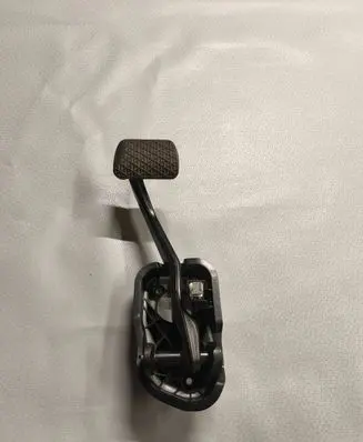 Mercedes-Benz E W213 Brake pedal A2222940001 A2052920415