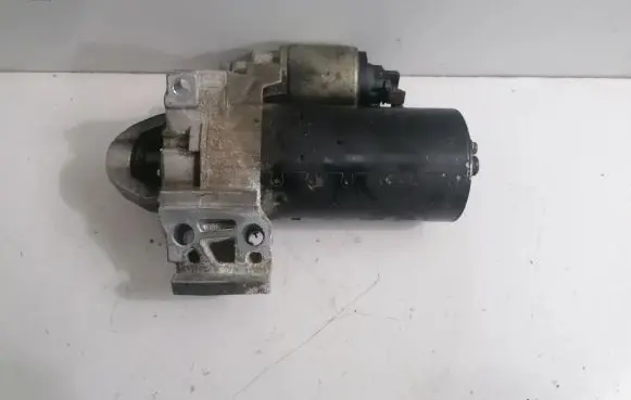 BMW 5 F10 F11 Starter motor 8581097