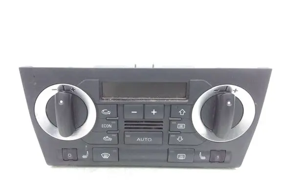 Audi A3 S3 A3 Sportback 8P Climate control unit 8P0820043AD