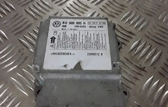 Skoda Octavia Mk2 (1Z) Airbag control unit/module 1K0909605N 5WK43413