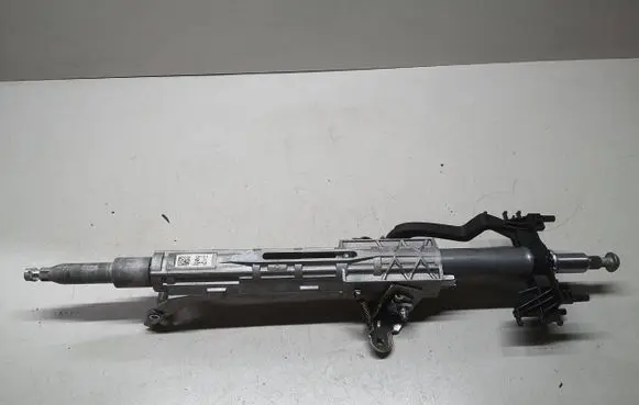 BMW X3 G01 Steering wheel axle 6896187