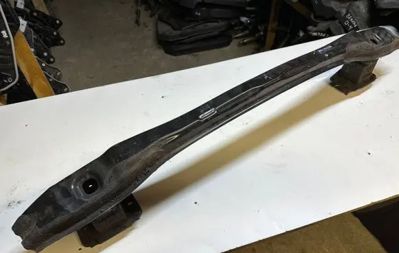 Mercedes-Benz CLS C218 X218 Rear bumper cross member A2186100014