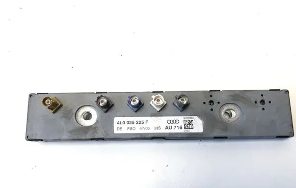 Audi Q7 4L Antenna control unit 4L0035225F