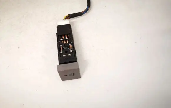 Hyundai Santa Fe Fog light switch 621w05010