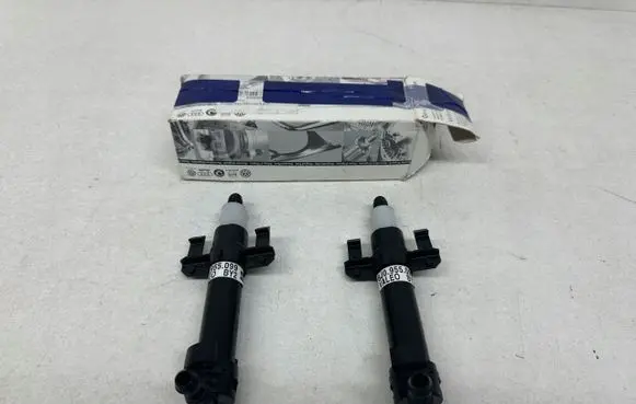 Seat Ibiza IV (6J,6P) Headlight washer spray nozzle 6J0955099