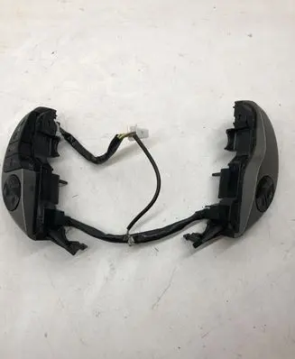 Toyota Prius (XW20) Steering wheel buttons/switches F70CV164 F70CV142
