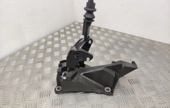 Nissan Qashqai Gear shifter/selector JD500