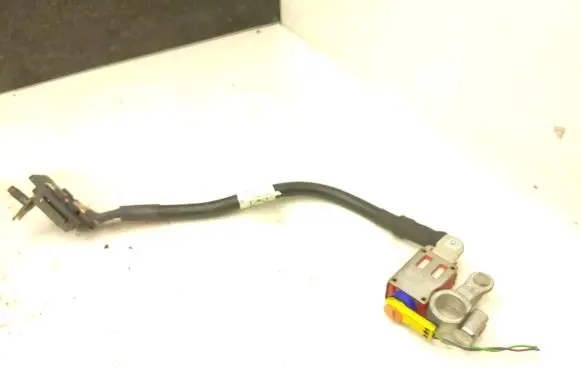 Mercedes-Benz Sprinter W906 Positive cable (battery) A9064401066