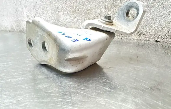 Ford Edge II Front door lower hinge 2281022