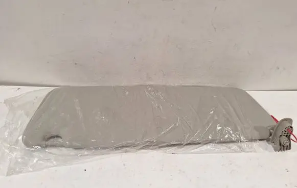 Renault Trafic III (X82) Sun visor