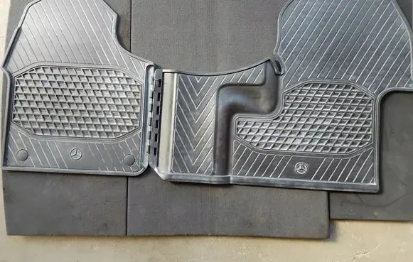 Mercedes-Benz Sprinter W907 W910 Car floor mat set A9076805601 A9076805501