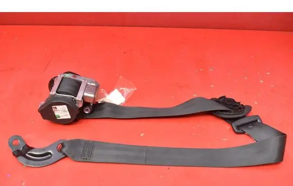 Volkswagen Golf V Front seatbelt 5M1857706B