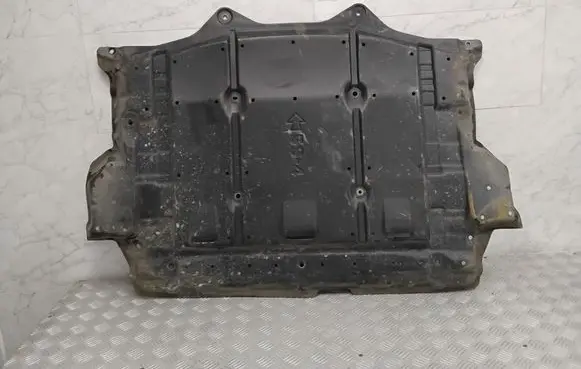 Nissan Leaf II (ZE1) Trunk boot underbody cover/under tray 748N35SK0A