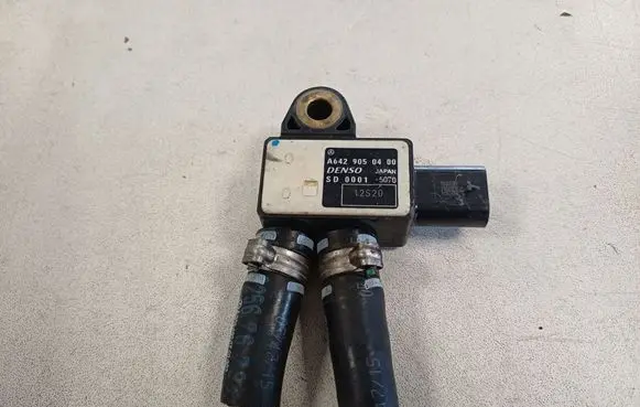 Mercedes-Benz C AMG W204 Exhaust gas pressure sensor A6429050400