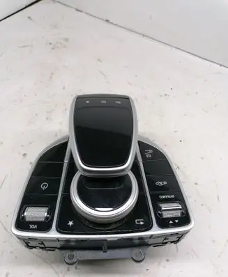 Mercedes-Benz C W205 Head unit multimedia control A2059008018 A2059005915 A2059056607