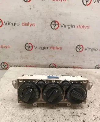 Toyota Avensis T220 Climate control unit 5590005091 MB1465700540