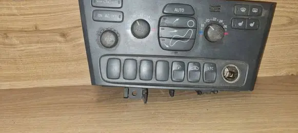 Volvo XC70 Climate control unit 9452368
