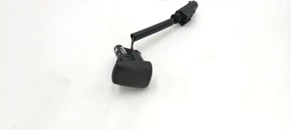 BMW 5 E60 E61 Windshield washer spray nozzle 61667046060 7046060