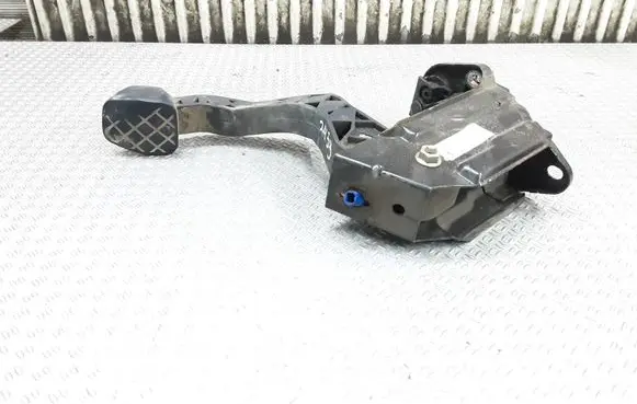 Clutch pedal