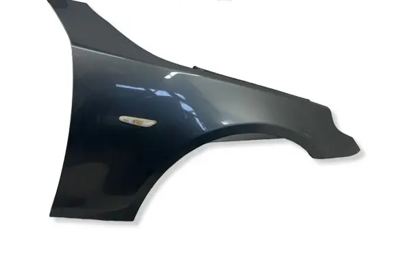 BMW 5 E60 E61 Fender 