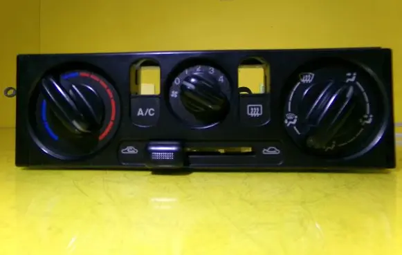 Mazda 626 Climate control/heater control trim 