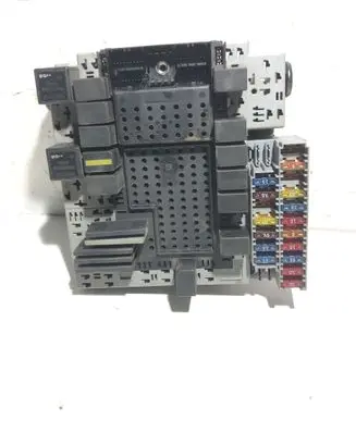 Volvo XC90 Fuse module 08679899 02W474