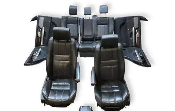 Seat set