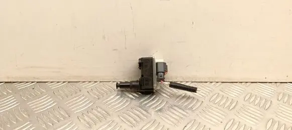 Peugeot 3008 III Fuel tank cap lock motor D513103