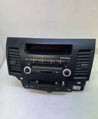 Mitsubishi Lancer VIII Radio/CD/DVD/GPS head unit 8701a278
