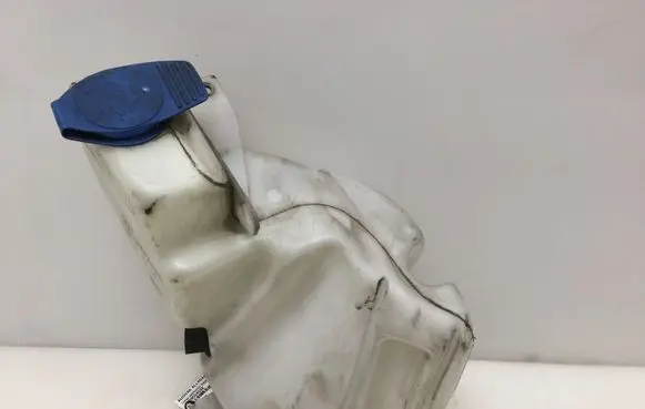 Audi A6 Allroad C5 Windshield washer fluid reservoir/tank 4B0955453K