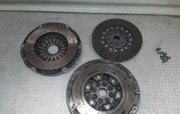 Opel Meriva A Clutch set kit 415025610 323058610 123045010